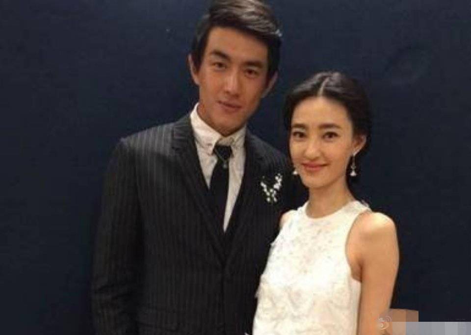 林更新恋情曝光？4天夜会两女，举止亲密，新晋