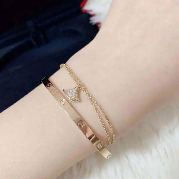 配饰|疯狂心动！这家精致饰品店开业75折起，既好看又不撞款！