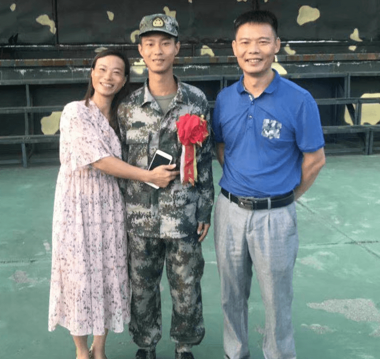 纪有多少人口_北流隆盛镇有多少人口