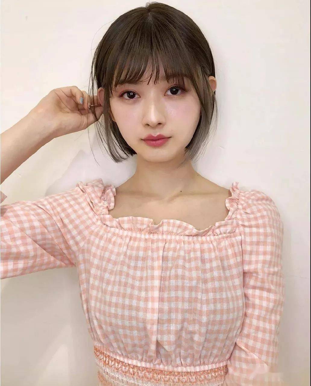 太阳成集团tyc|
2020盛行“5星好评”短发(图6)