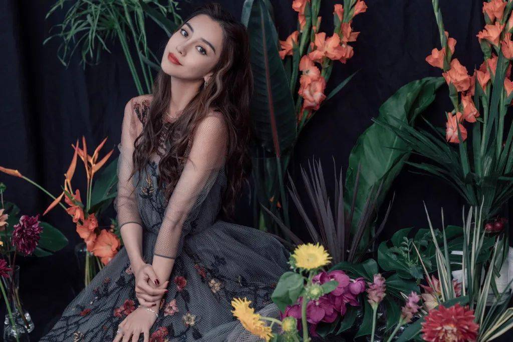 羊毛|Angelababy生图美绝 路人都会疯狂保存的水平！