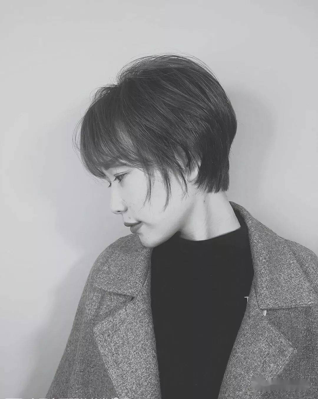 太阳成集团tyc|
2020盛行“5星好评”短发(图17)