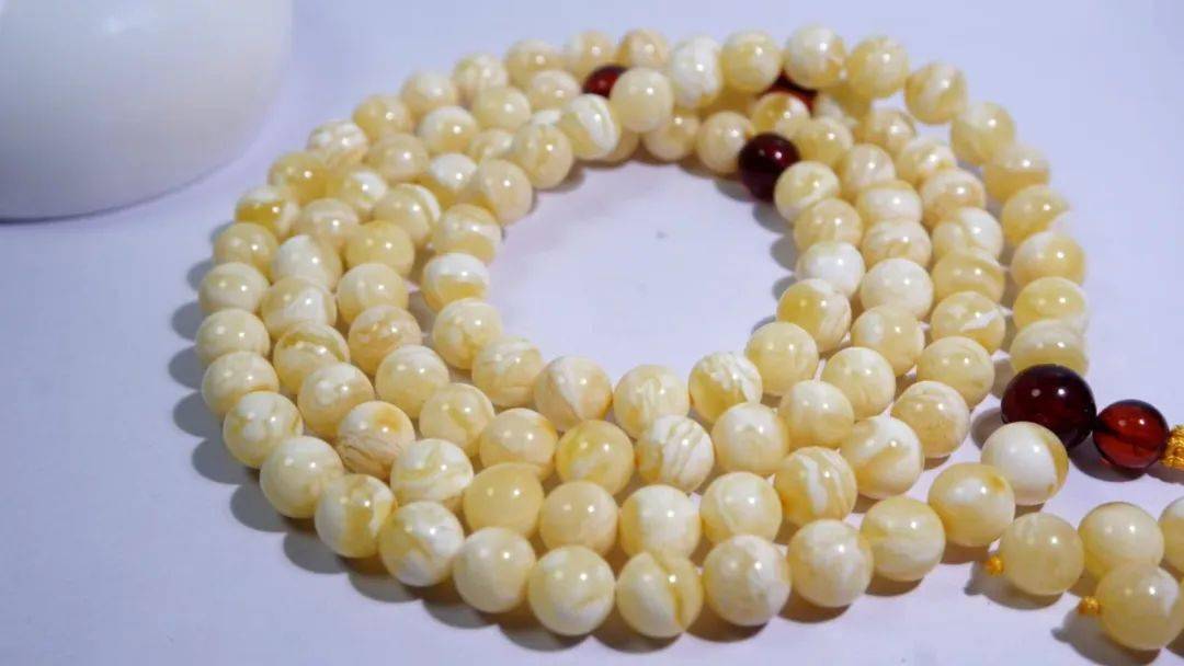 货源|呵呵你那也叫琥珀蜜蜡一手货源，15块克价的蜜蜡原石见过没？