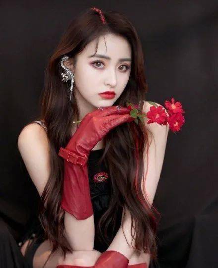 头发|2020王炸发型！令人上头的“挂耳染”来啦！