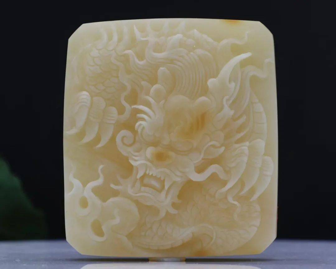 货源|呵呵你那也叫琥珀蜜蜡一手货源，15块克价的蜜蜡原石见过没？