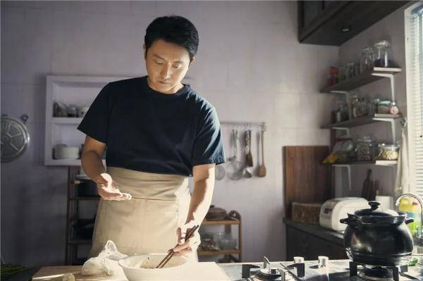 家人|《以家人之名》定档8月10日20点 两爸三娃开启夏日烟火生活