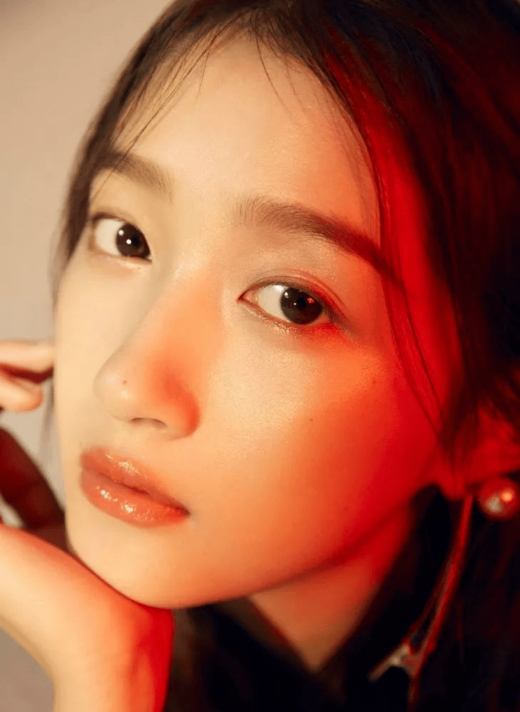 眉毛|美人计 | 警告！关晓彤这么化妆，她行；你我，不行