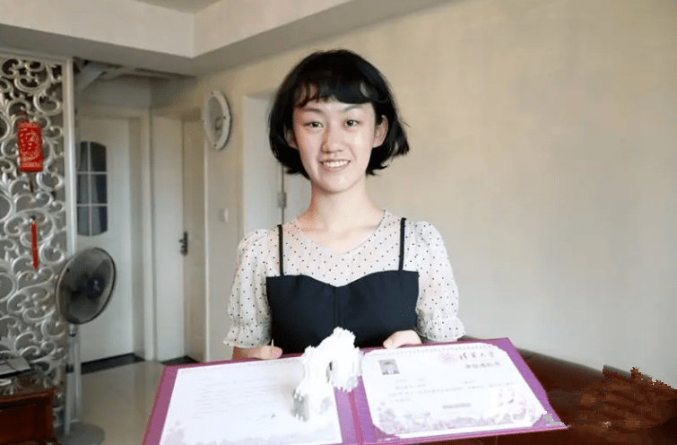 严彬玮|?来自清华!江苏第一封高考录取通知书已送达!