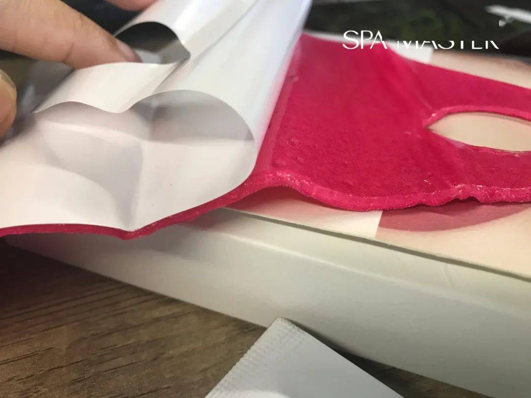 提拉|明星都在用的V脸面膜，有它谁还打瘦脸针！