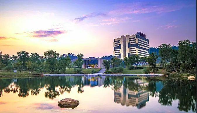 建设|为什么下一个十年的大战场在数据中心？