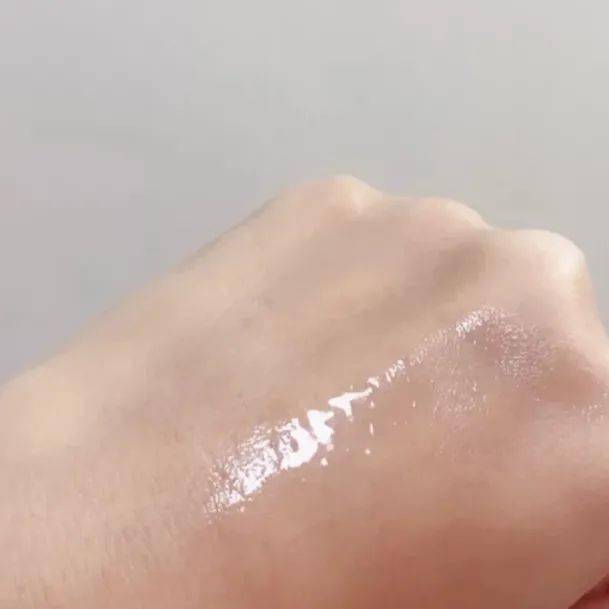 艾派德|爽肤水？柔肤水？精华水？苟命啊，我到底该怎么选？！