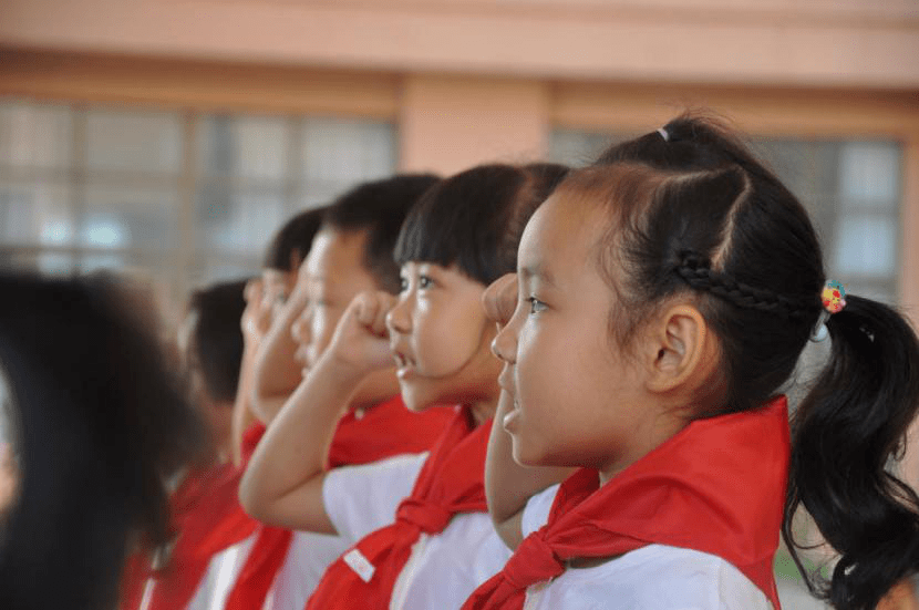 紫茶|里村小学焕“新”，访谈紫茶教育集团里新小学校长万川