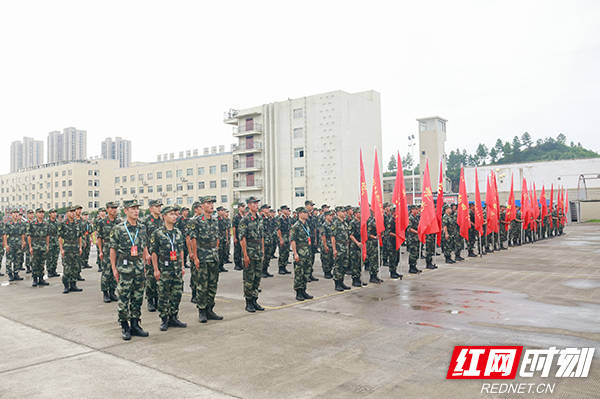 红网时刻8月12日讯(通讯员 奉子鹏 李升家 记者 陈宗昊"完成好射击