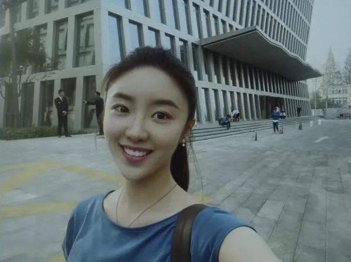 顾佳|顾佳、林有有仿妆pk，她竟然赢了？？？