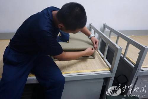 机务|一个月，看机务新兵如何披荆斩棘！