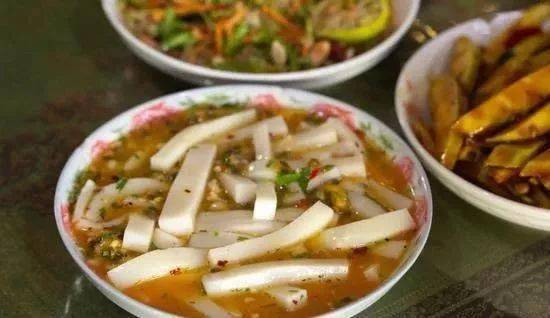 热带雨林|还好吃!【逛吃】西双版纳不仅美