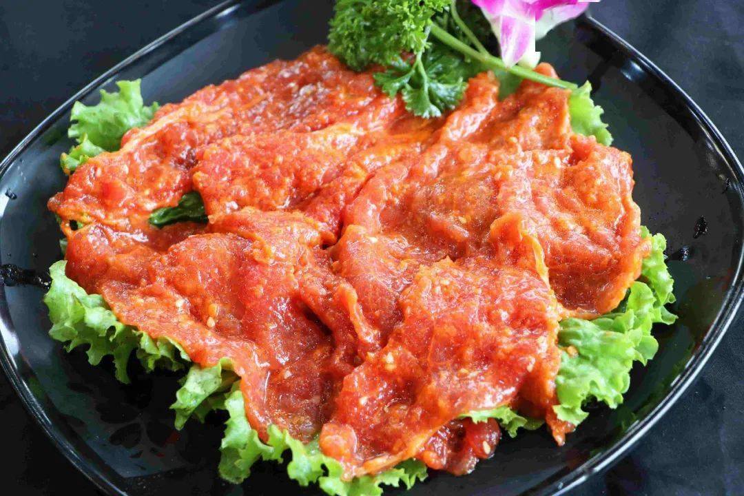 锅底 秘制麻辣牛肉 精品羔羊卷 午餐肉 极品千层肚 鱼味卷.