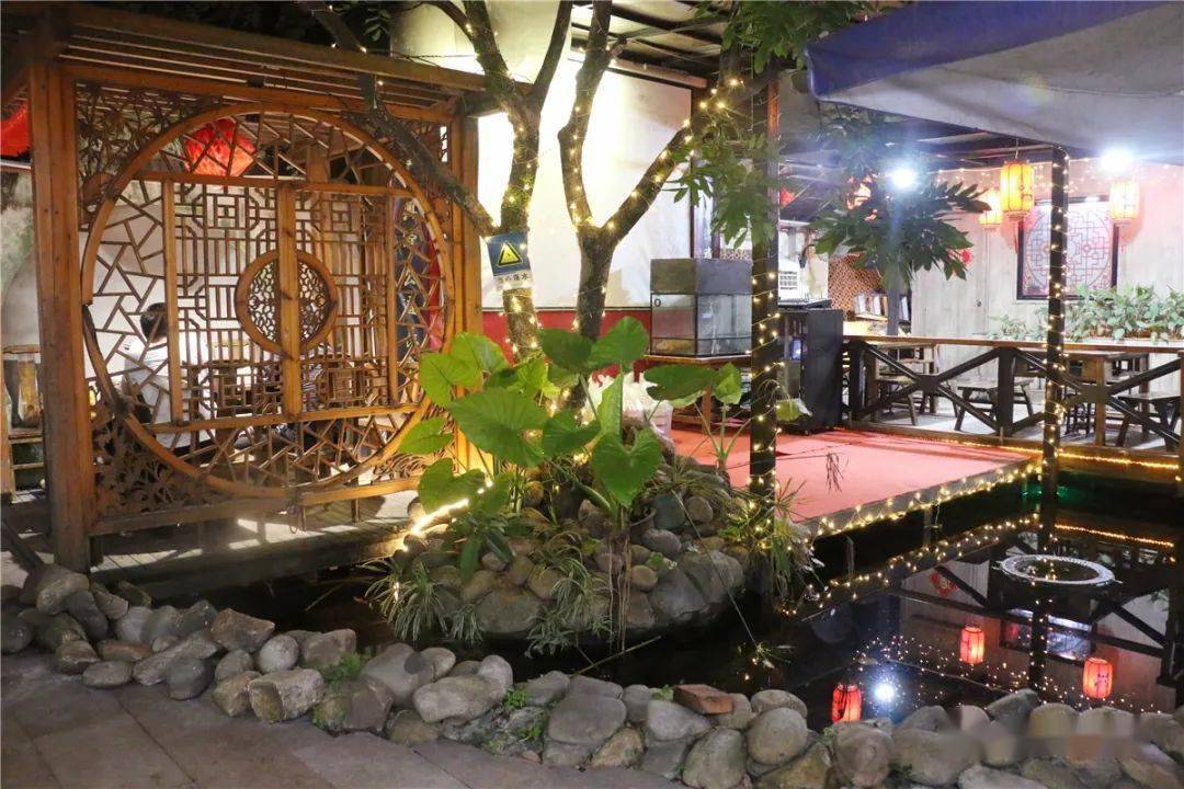 肉汁|我在漳州侨村里吃烧烤！东北烧烤超强阵容！特权价+送酒！晚餐夜宵安排！