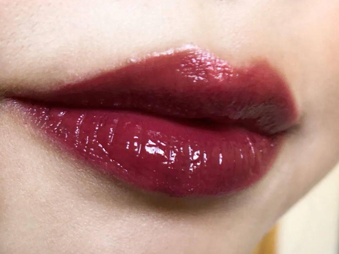 �Ŵ��У�����zhui���õ�ƽ�۲�ױ�ϼ�����˾���������