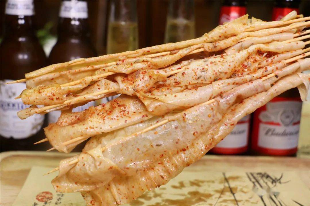 肉汁|我在漳州侨村里吃烧烤！东北烧烤超强阵容！特权价+送酒！晚餐夜宵安排！