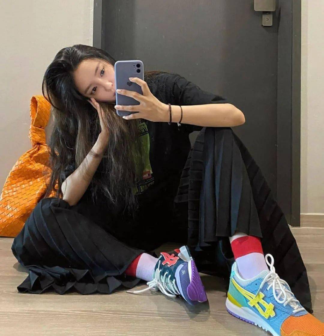 灯芯绒|原来这双灯芯绒 ASICS 联名还藏有这么多细节？