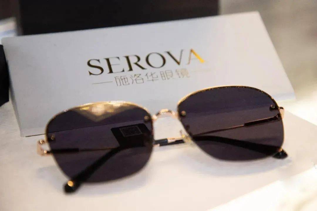 好一点的防蓝光眼镜多少钱 b6b41afea63d4a51a022049e787a6872.jpeg