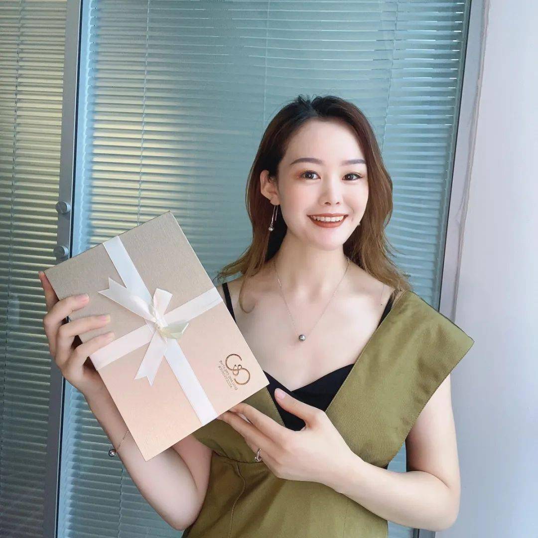 珍珠|难怪连大S这些女明星都愿意为Ta打call！