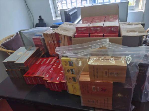 来源|曝光！450元的中华烟，300元回收！浙江一老板娘被抓了
