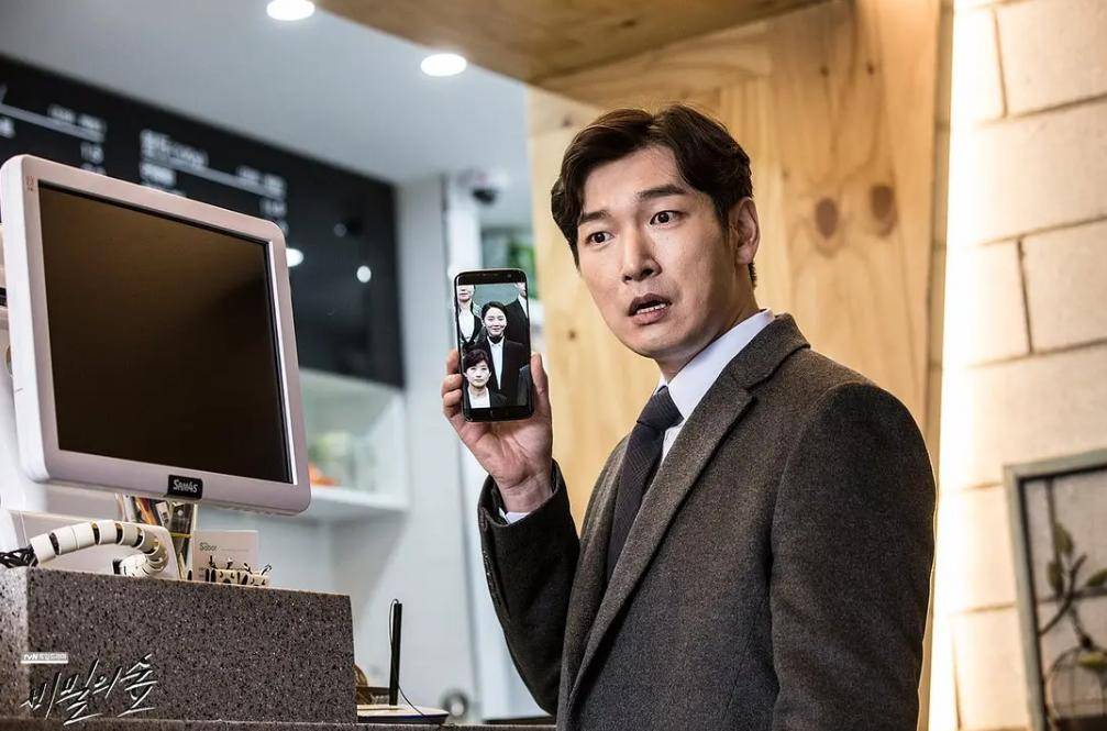 黄始木|“最佳韩剧”回归，男女主都是王牌级电影咖