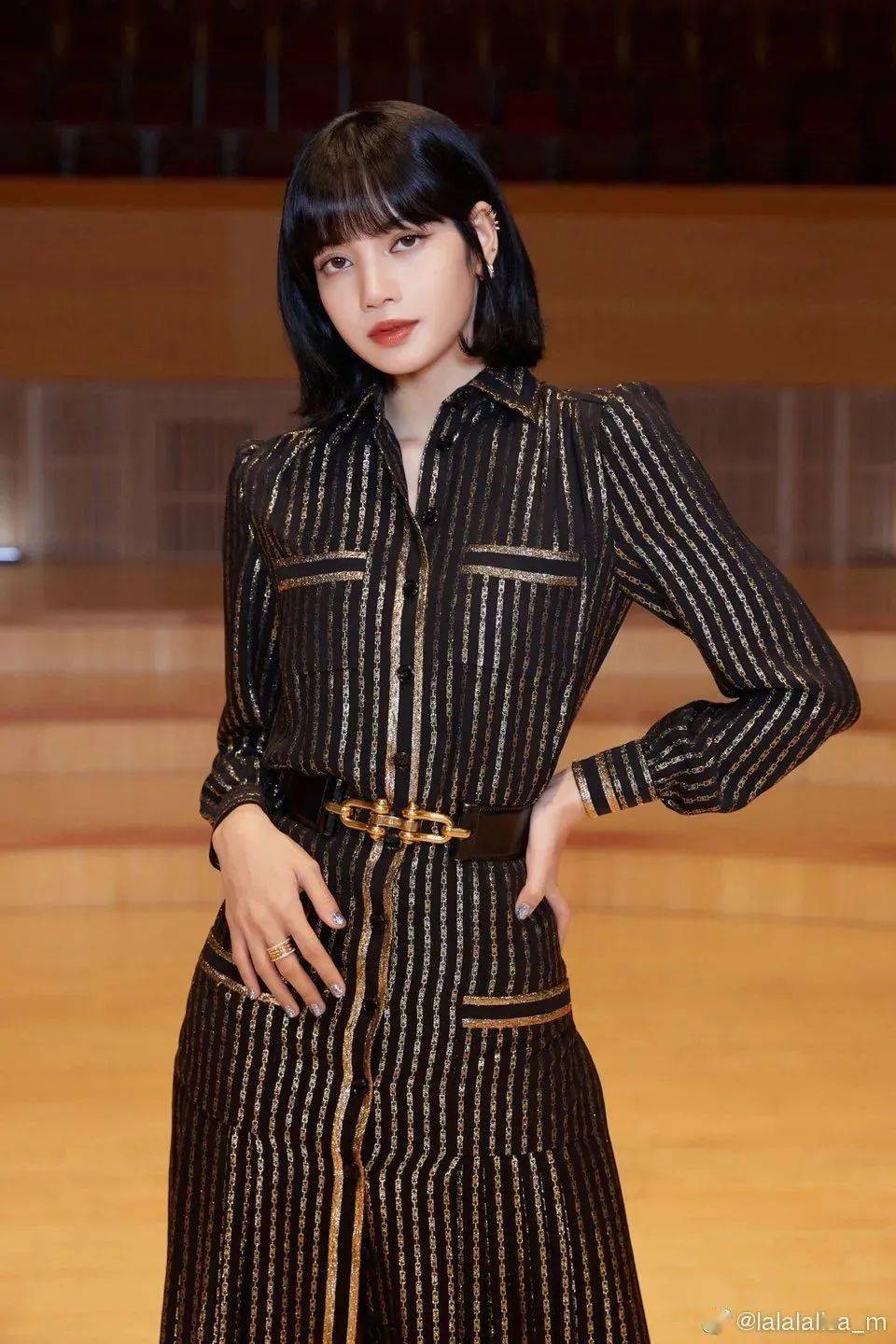 娃娃脸|Lisa、Jennie这些充满魅力的娃娃脸女生，到底是怎么化妆的？