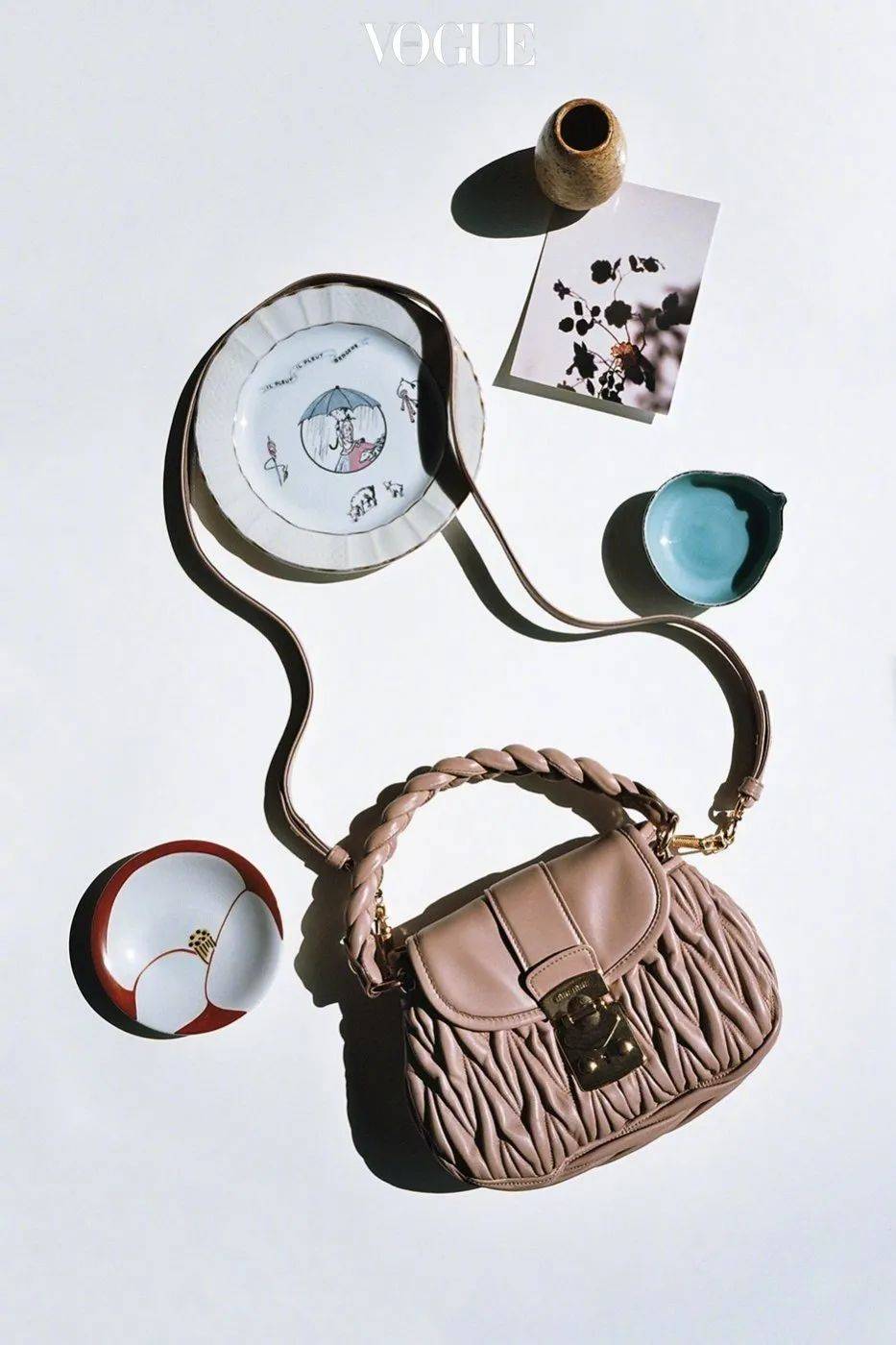 质感|如何选择值得投资的经典款包袋？这组包袋大片就是答案 ~ ?