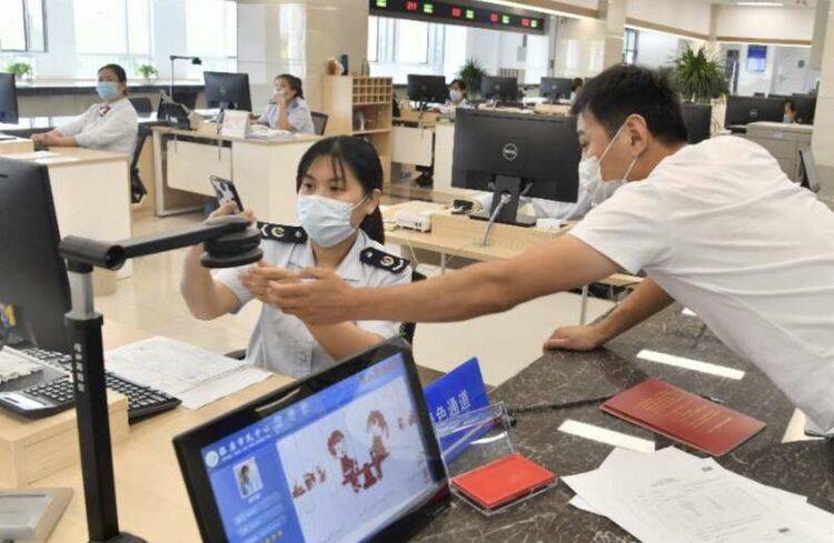 民众|拥抱“大数据” 民众工作生活更加便利