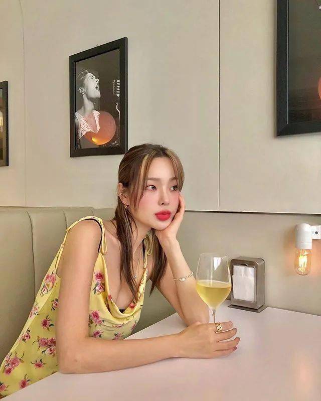 眼线|姜涩琪的眼妆迷倒了我，学习单眼皮怎么画都好看的秘诀