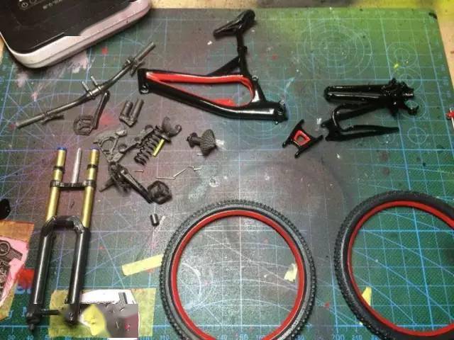 细节|手工打造Demo8速降车模型