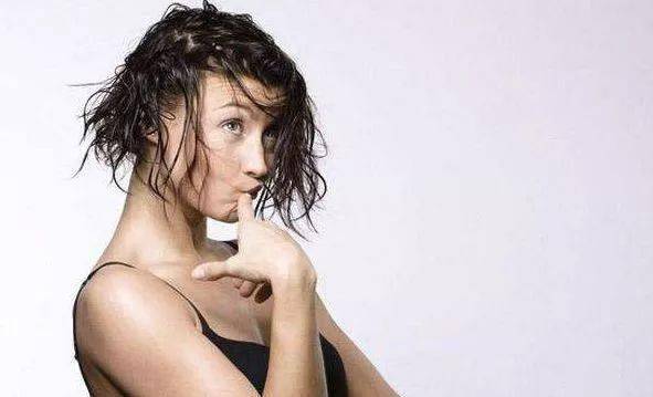 发丝|?日式神级干发帽, 5分钟告别头发湿哒哒!不伤发丝、不掉毛 ,人手必备!