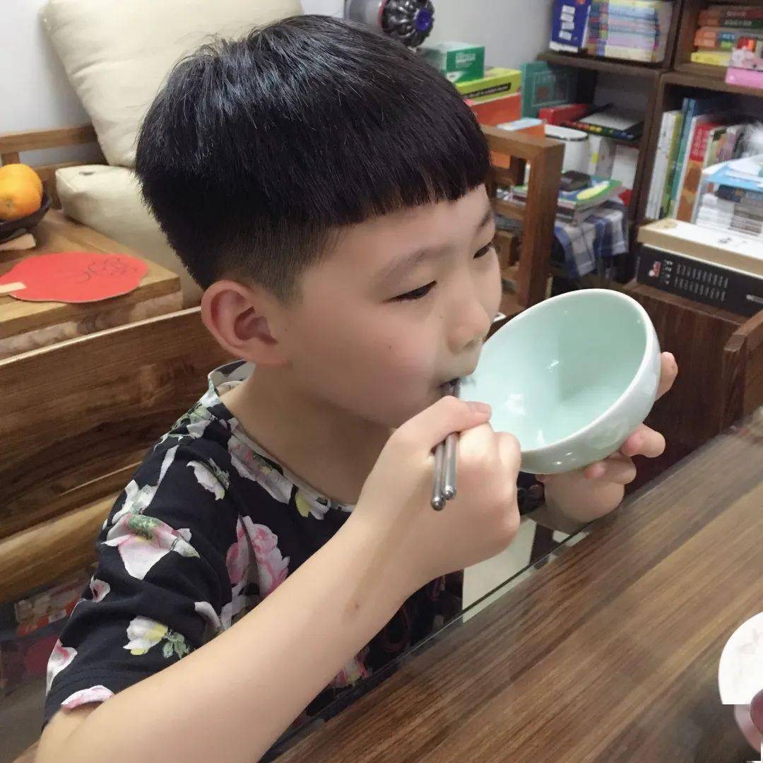 文明创建 l 江山小学"文明小旗手"风采(八)_张艺阳