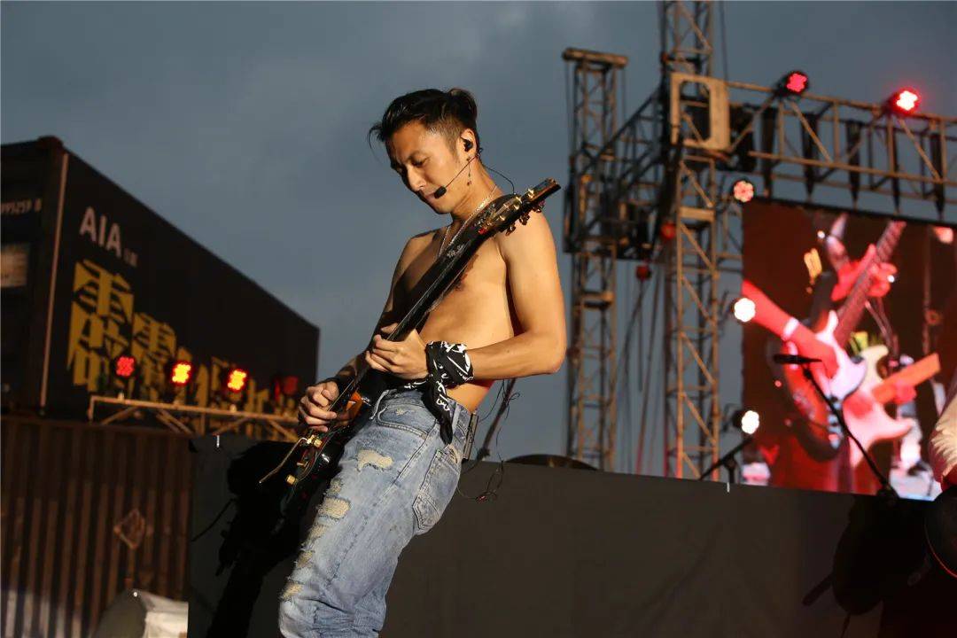 张柏芝|40岁的谢霆锋，变了