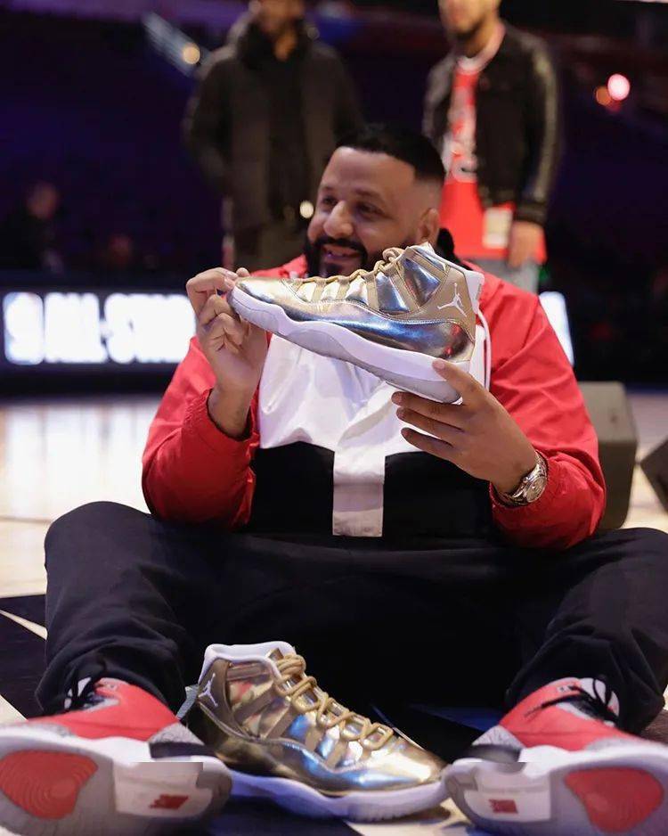 Yeezy|鞋柜就值 1.5 亿!他和 AJ 联名,却对侃爷原味 Yeezy 情有独钟!