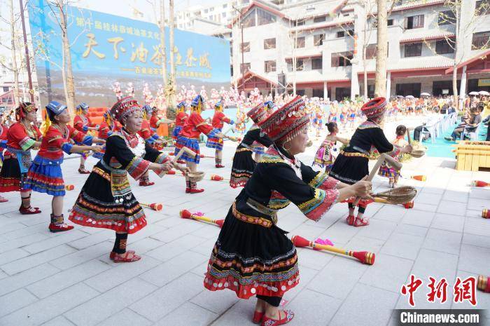 惠兰|广西恭城瑶乡上演百家宴油茶宴千人油茶舞