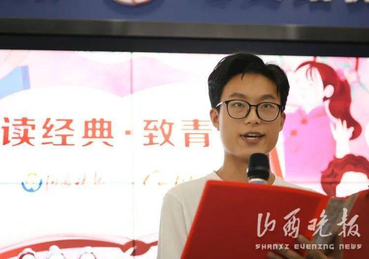 王京念啥 f18fa932af17472297d7bedcb6458104.jpeg