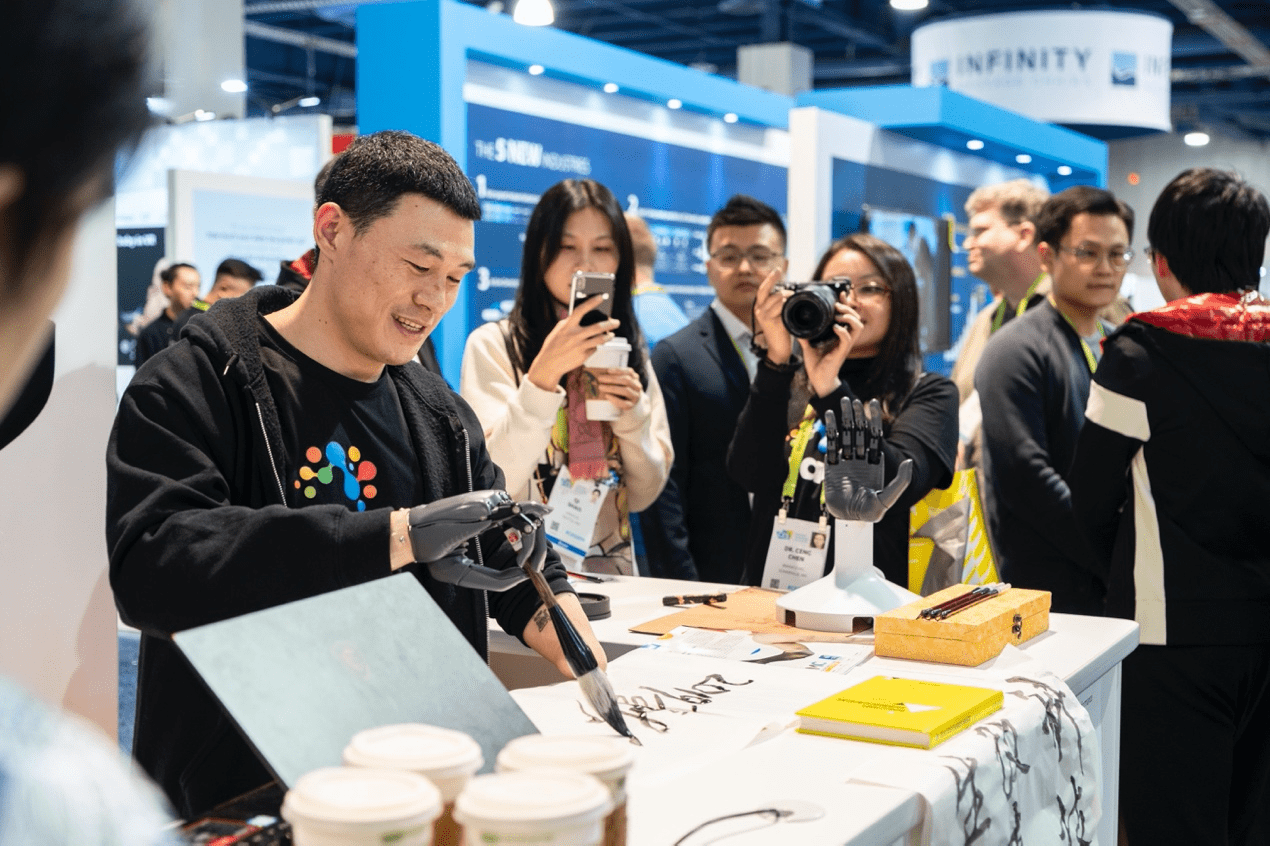 BrainOS|脑机接口人类智能操作系统 BrainOS发布