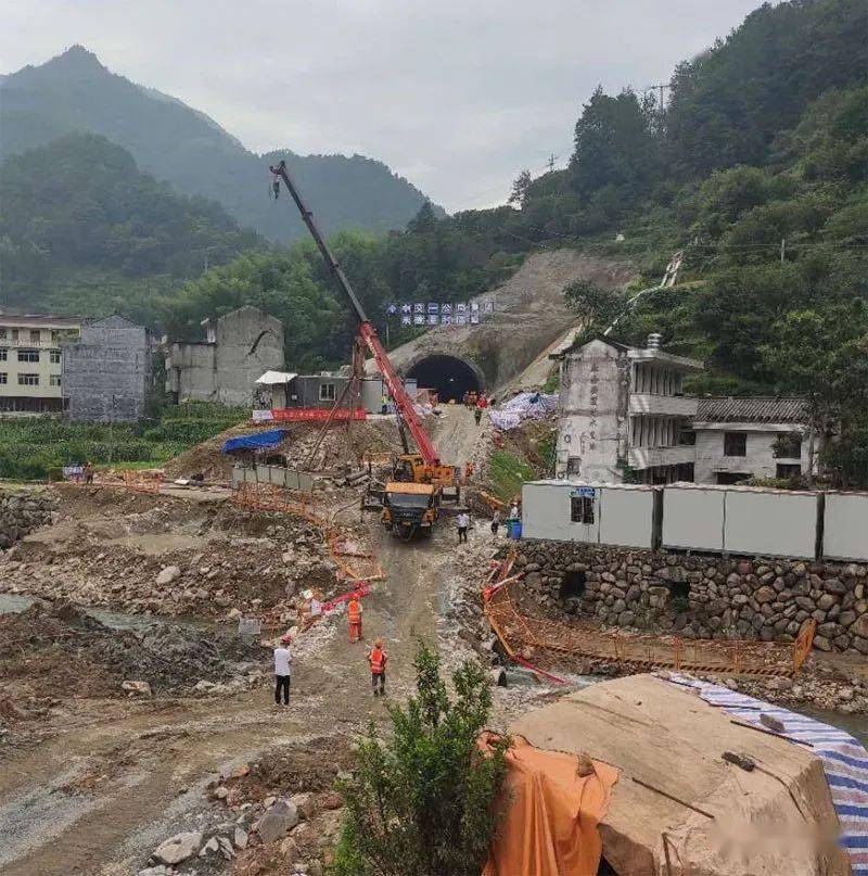 215省道桥下至巽宅公路济岭隧道已开工,全长约3.