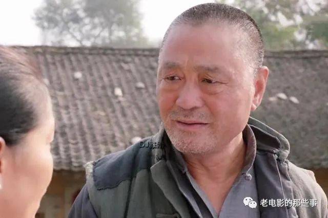 广大观众|32年后，《篱笆女人和狗》演员今昔照，走出一屋子老戏骨