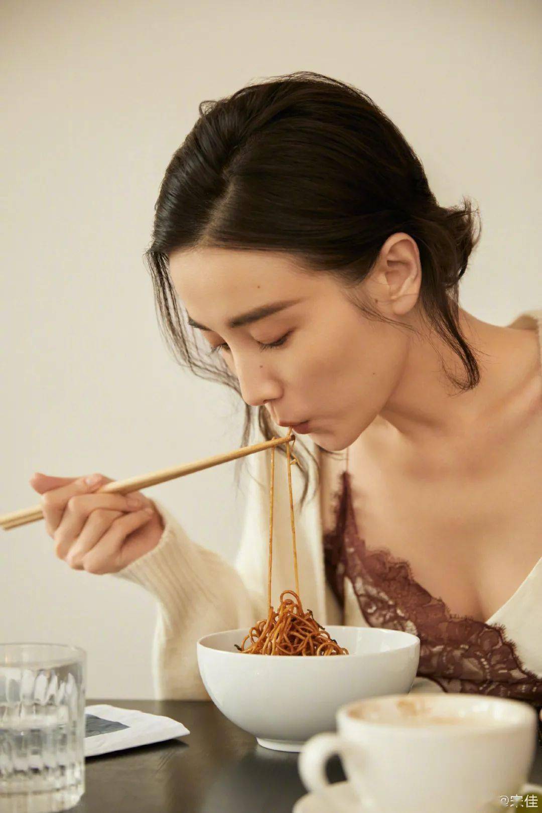 图片|宋佳的秋日限定妆，明天我就要安排上！