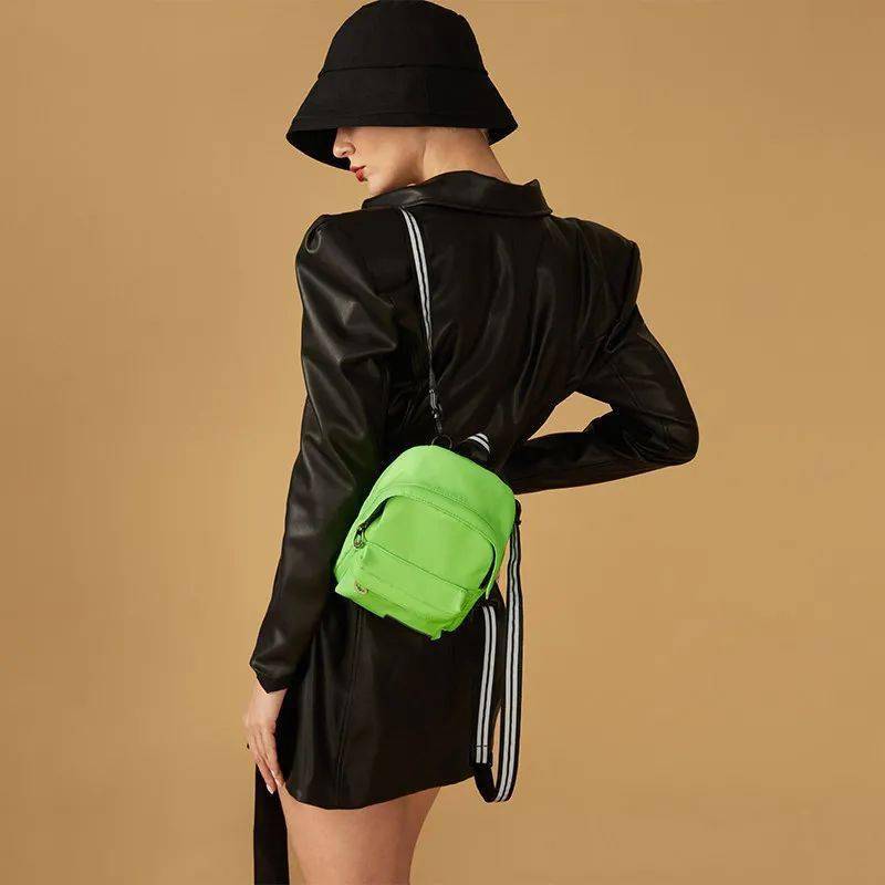 Minkoff|连老佛爷都夸的轻奢包袋，款式果然不输大牌