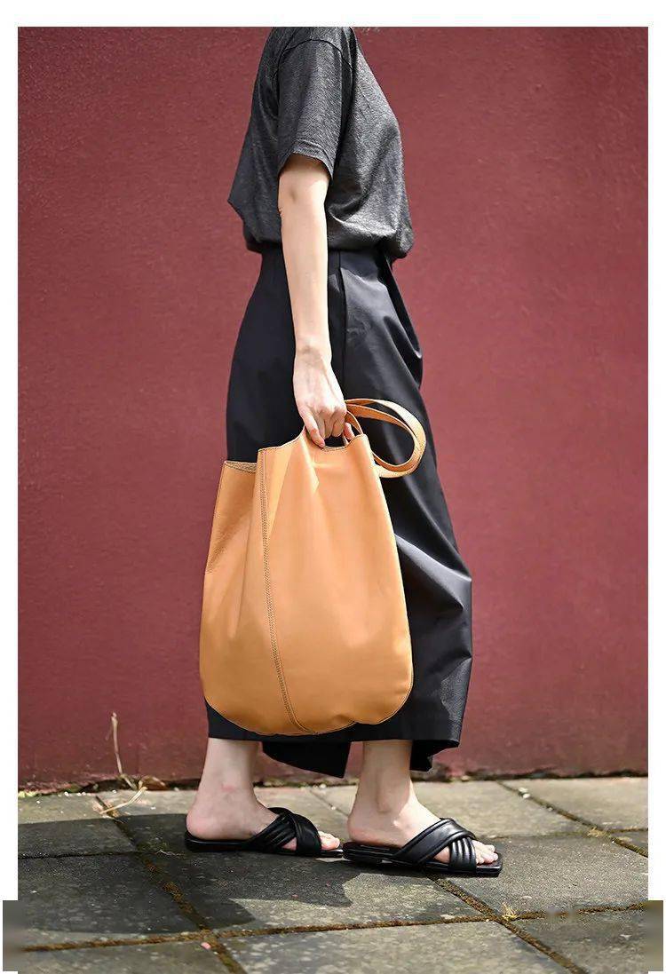 Minkoff|连老佛爷都夸的轻奢包袋，款式果然不输大牌