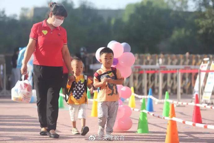 九月|直击现场！开学第一天是这样子的！ | 开学季