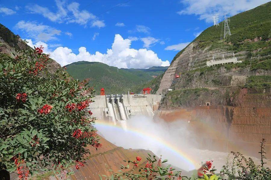 华能黄登水电站绘一幅澜沧江上的诗意山水图