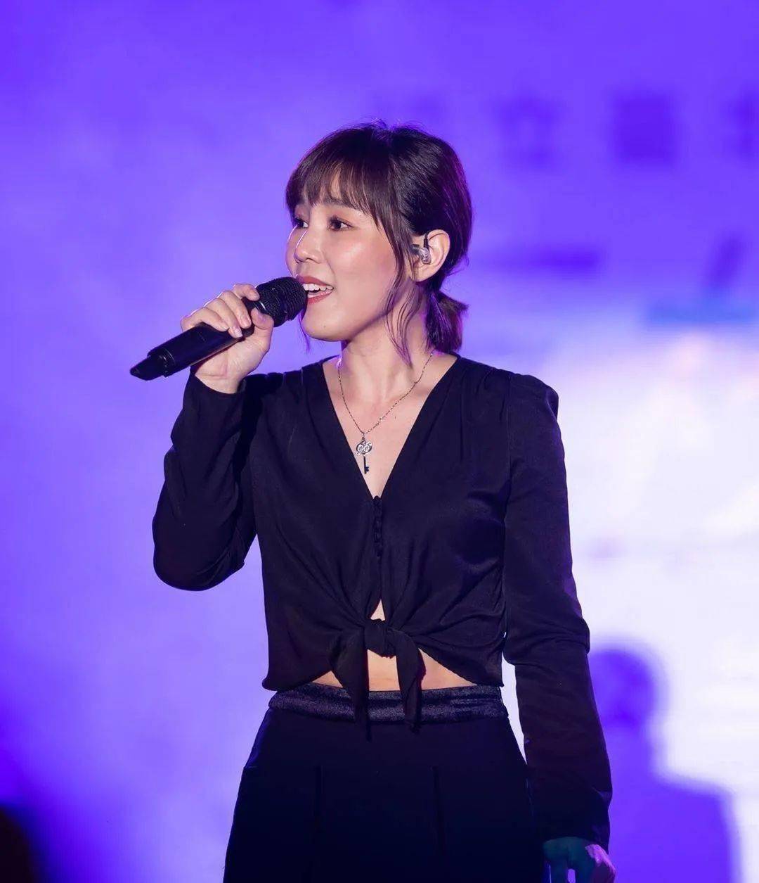 团体|帅气牙医突然火了!当年偶像团体已物是人非