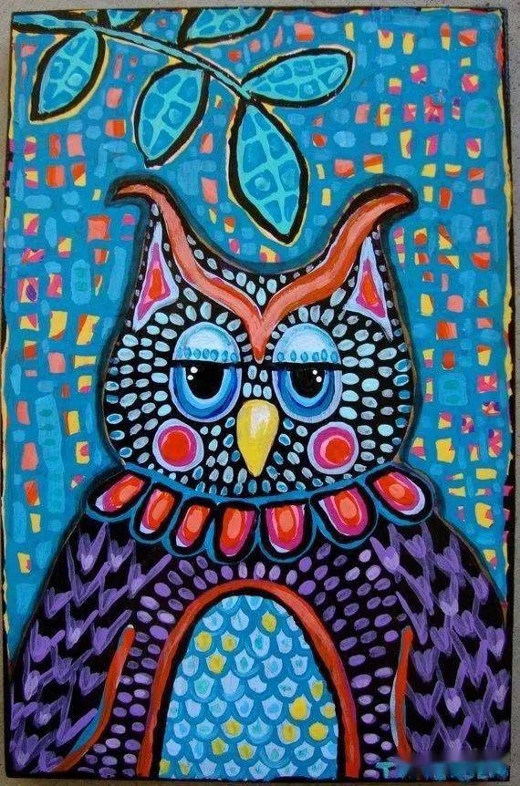 老师为大家分享的是一组漂亮的猫头鹰主题色彩装饰画,在这组作品中